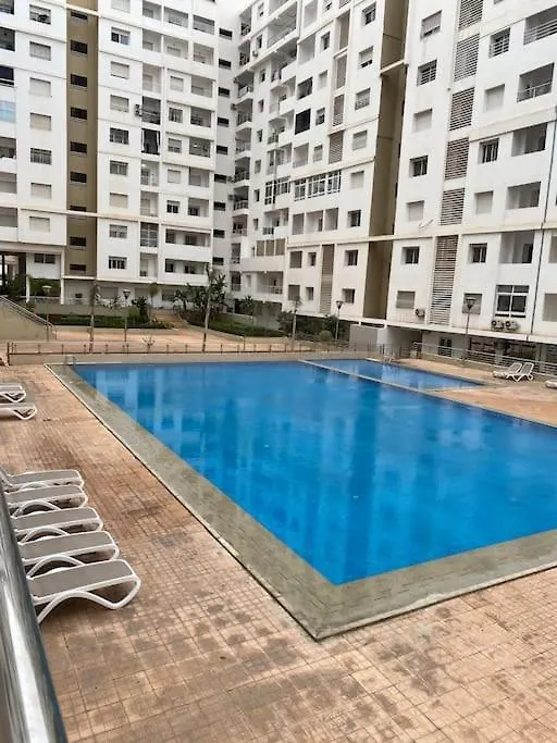Daire Appart Ensoleille Avec 2 Balcons Vu Piscine Agadir