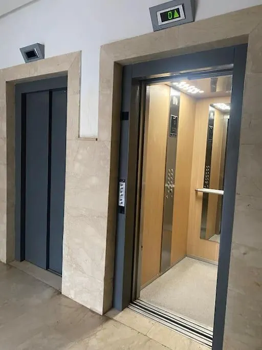 Appart Ensoleille Avec 2 Balcons Vu Piscine Agadir Fas
